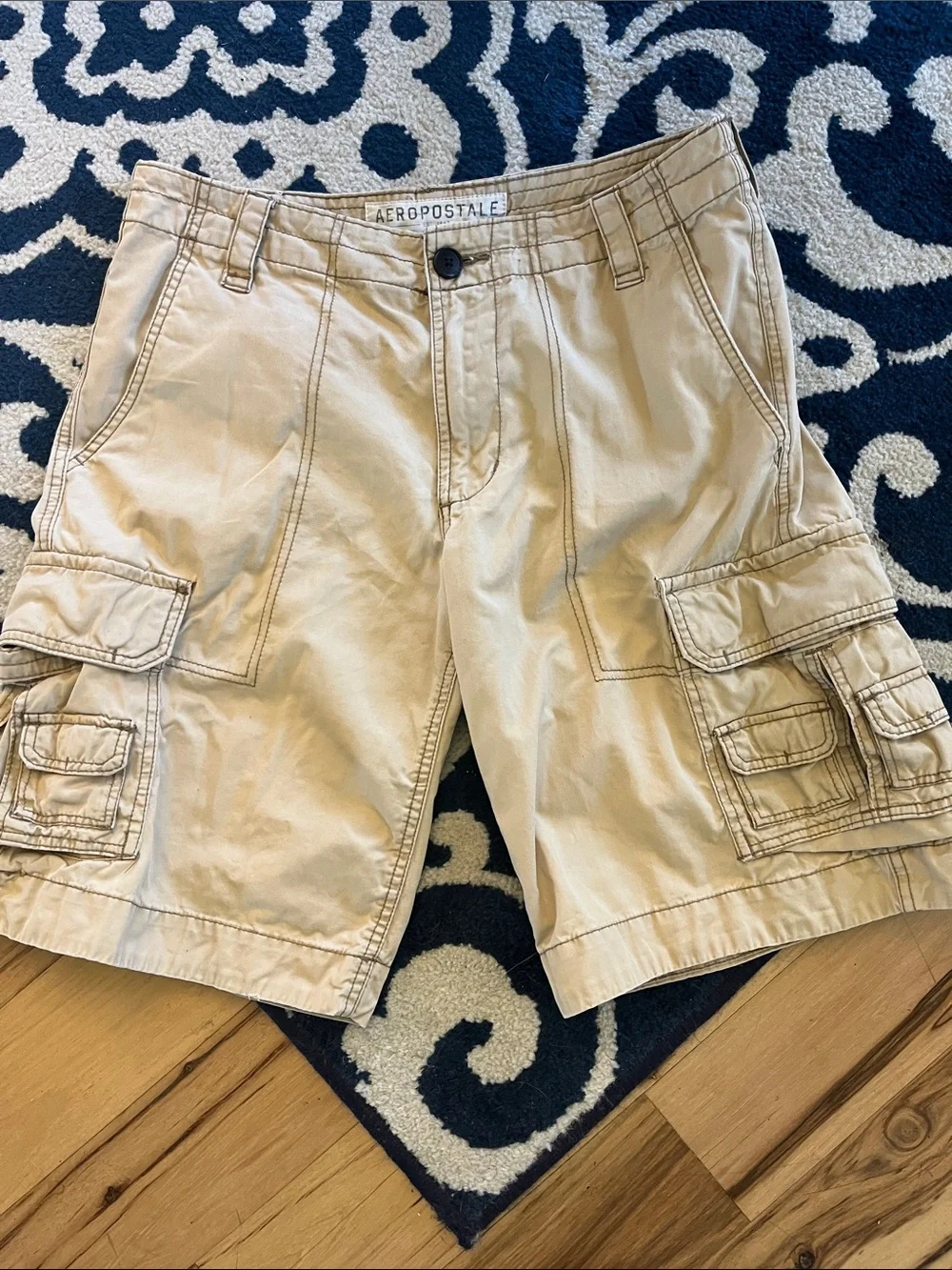 Aeropostale casual beige